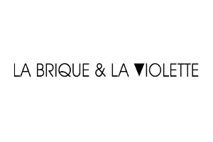 LA-BRIQUE-ET-LA-VIOLETTE