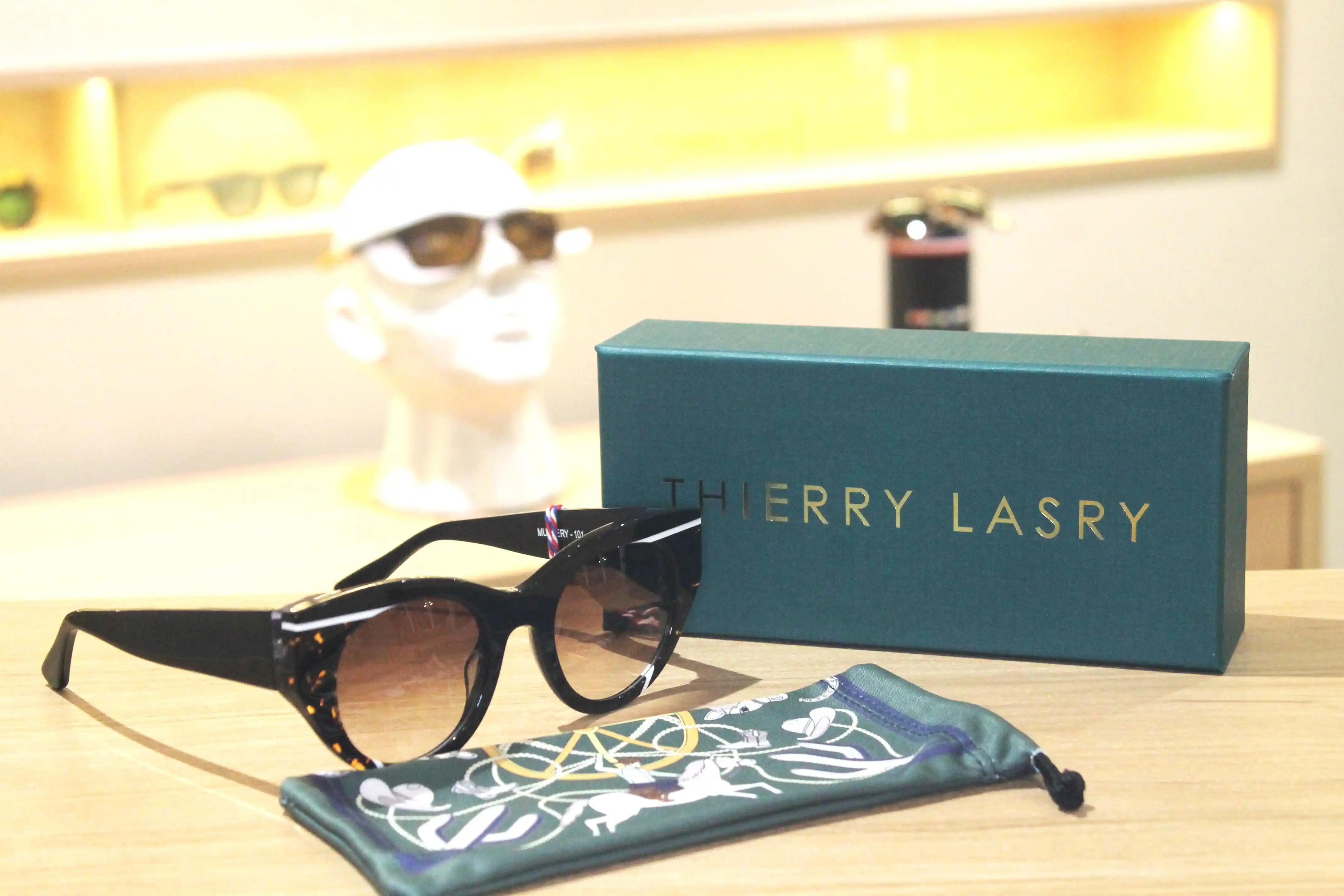 Monture Thierry Lasry Opticien Saint-cyr-sur-Loire